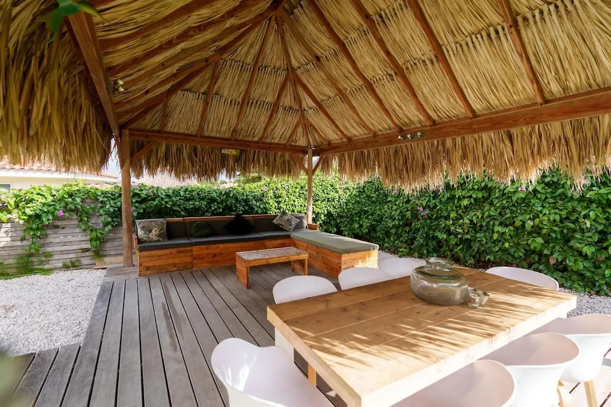 Family Home Jan Thiel Op Marbella Willemstad