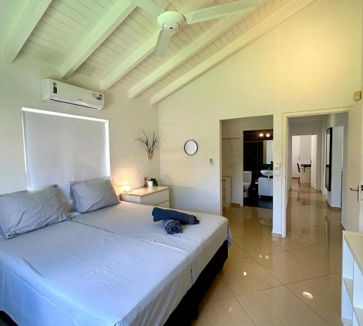 Family Home Jan Thiel Op Marbella Willemstad Villa